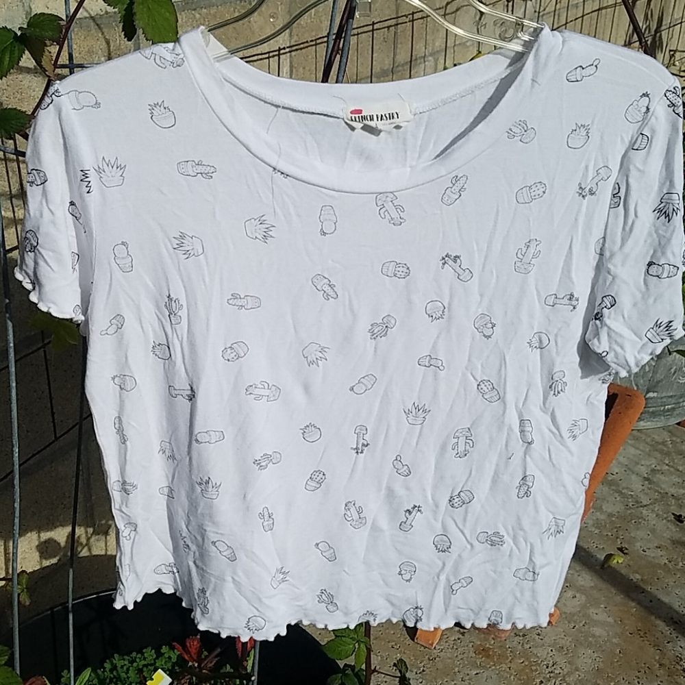 White crop top